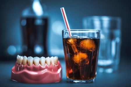 Les dangers des boissons sucrées pour vos dents et comment les éviter