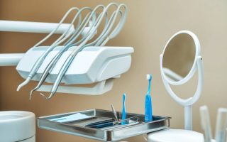 Top 10 des conseils pour maintenir une hygiène dentaire irréprochable en voyage