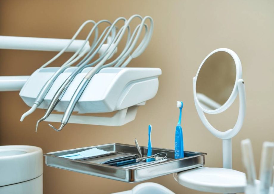 Top 10 des conseils pour maintenir une hygiène dentaire irréprochable en voyage