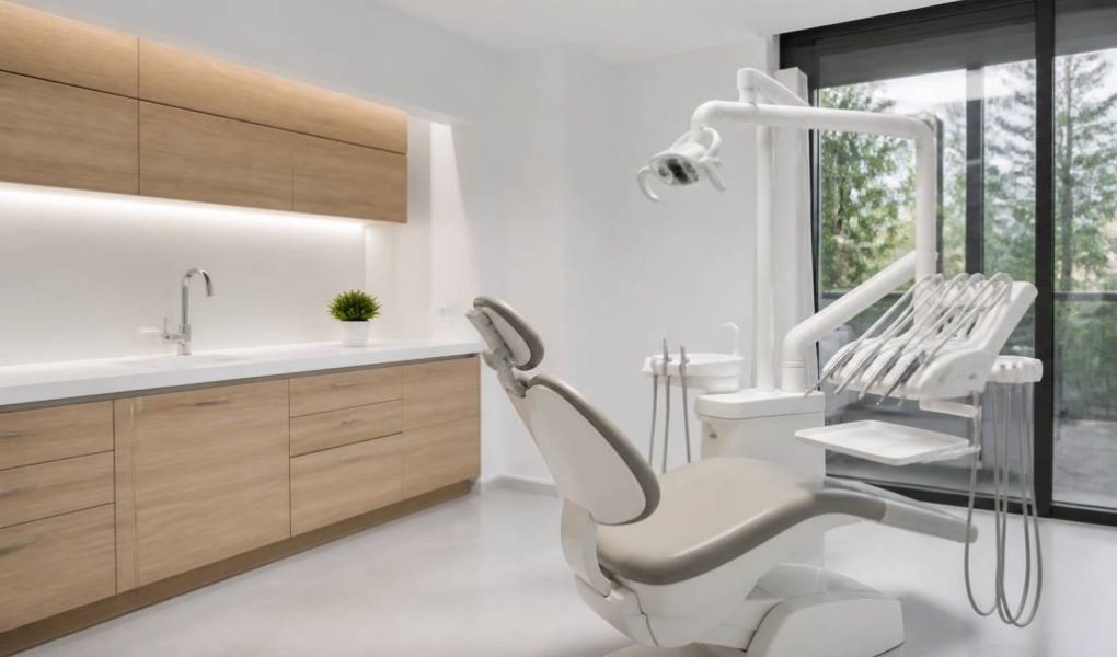 Dentiste Saint-Hippolyte-du-Fort : soins dentaires, conseils et urgences dentaires